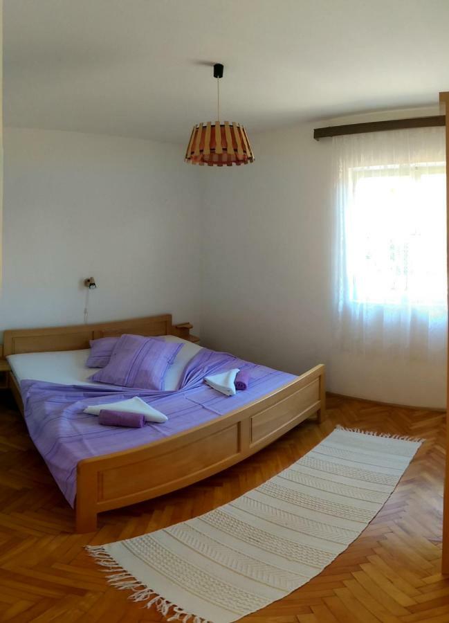 Apartmani Sandro Іван Долац Екстер'єр фото