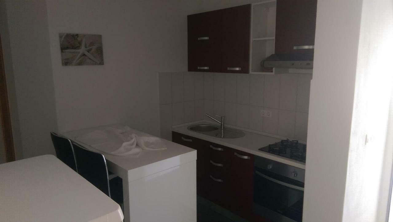 Apartmani Sandro Іван Долац Екстер'єр фото
